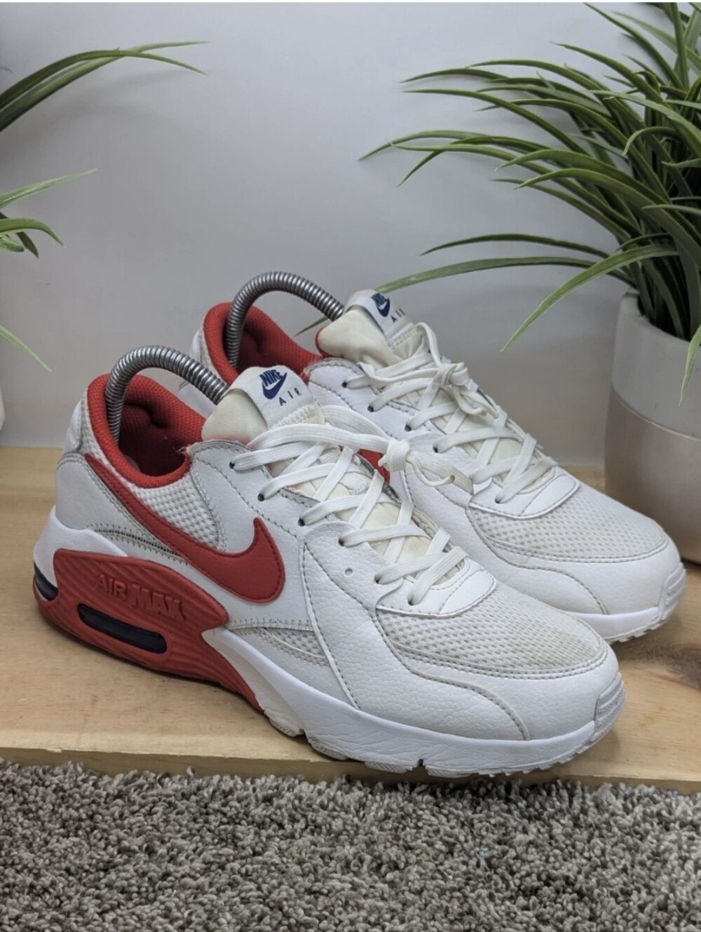 Nike Air Max Excee Women's Size 8 White Red Running Sports Walking Gym Shoes